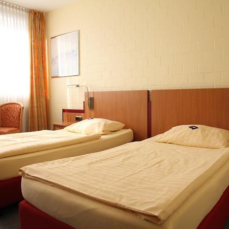Rtb-Hotel - Sportschule Bergisch Gladbach Kültér fotó